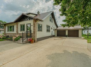 403 1st Ave SW, Steele, ND 58482