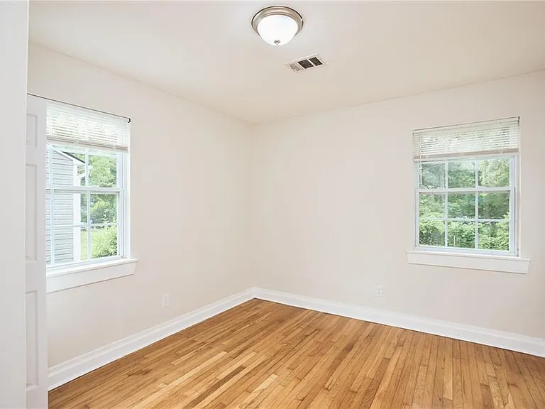 158 Hedges St SE #158 — Photo 9