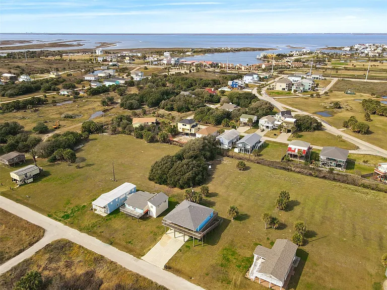 14110 Miramar Dr — Photo 39