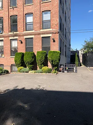 Rented by Triumph Property Group | media 20