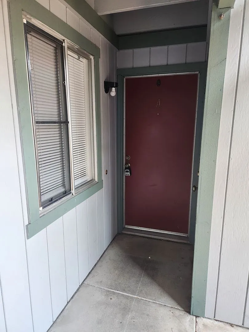 828 Carlita Circle — Photo 3