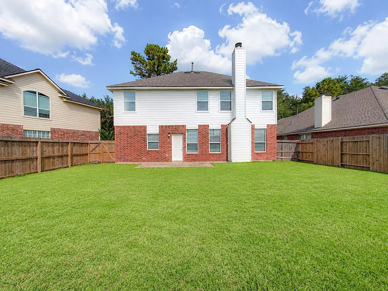 419 Thorpe Springs Dr — Photo 32