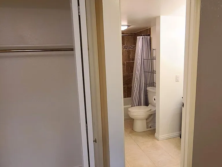335 Peach Ln — Photo 21