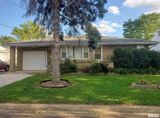 108 Oliver St, North Pekin, IL 61554