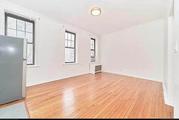 Rented by Compass | media 24