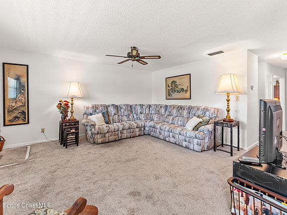 3rd image of 200 Cape Shores Cir #6-G