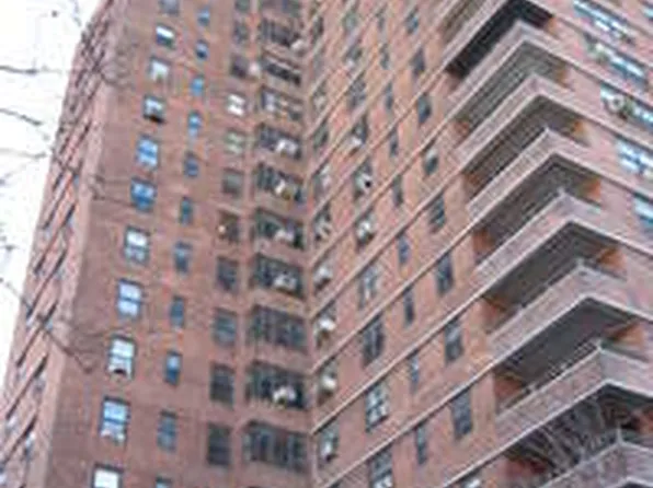 210 E Broadway, New York, Ny 10002, Usa image 1 of 1