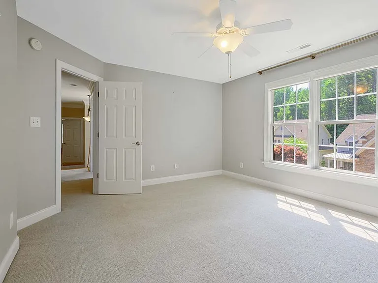 8333 Wheatstone Ln — Photo 32