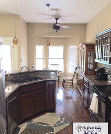 3rd image of 25 Nayarit Ct
