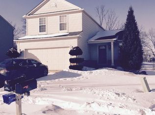 830 Canyon Creek Dr, Holly, MI