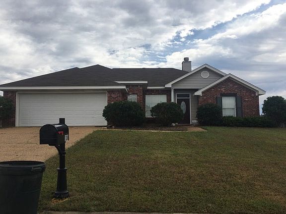 2nd image of 108 Ash Ridge Pl
