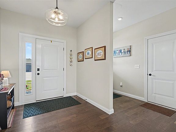 4th image of 2868 Royal Oak Ridge Rd