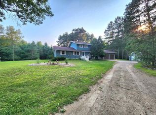 N2967 Shadow Circle Dr, Redgranite, WI 54970