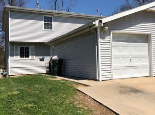 7832 W 61st Ter, Overland Park, KS 66202