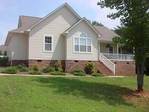1st image of 261 Sundance Cir