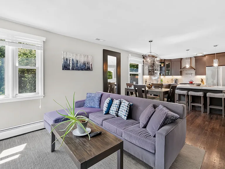 197 Wassuc Rd — Photo 11