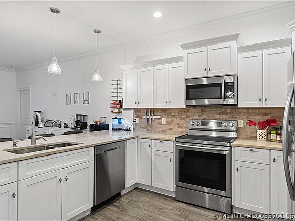 4th image of 5608 SE 44th Ave