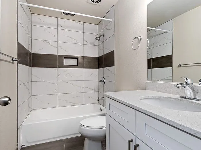 1355 N Redwood Rd #13 — Photo 14
