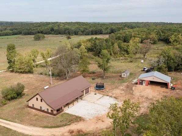 21775 S 725th Road, Stockton, MO 65785