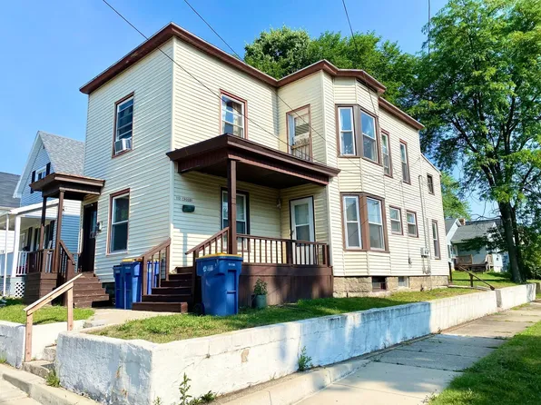 1101 Crosby St NW, Grand Rapids, MI 49504