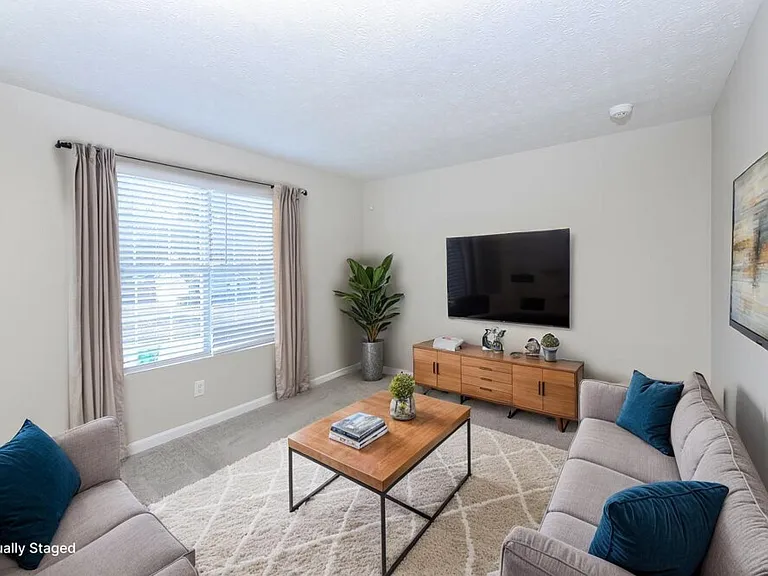 4250 Viewpoint Ln — Photo 4