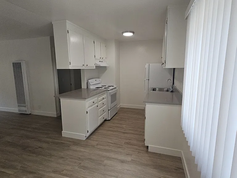 2526 S Bascom Ave #C8 — Photo 2
