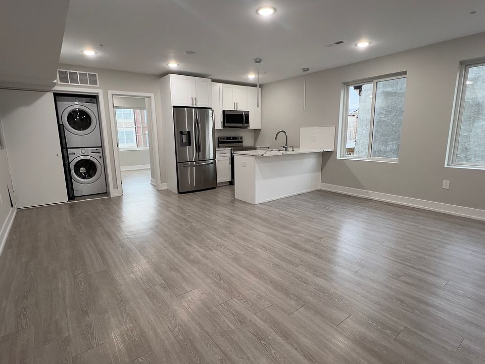1st image of 649-1 N 35th St #201