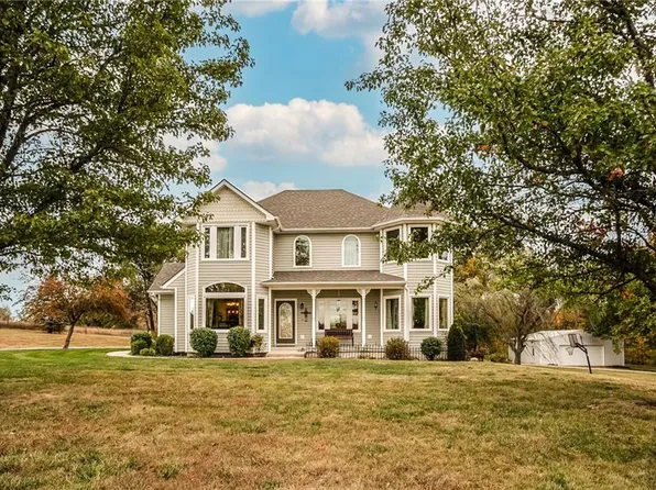 5882 SW State Route T, Polo, MO 64671