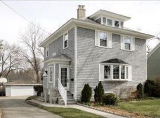 220 Creston Ave, Kalamazoo, MI 49001