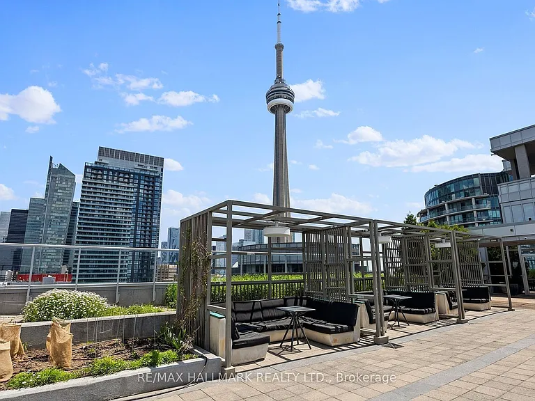 352 Front St W #Penthouse 03 — Photo 25