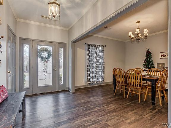3rd image of 411 Browning Dr