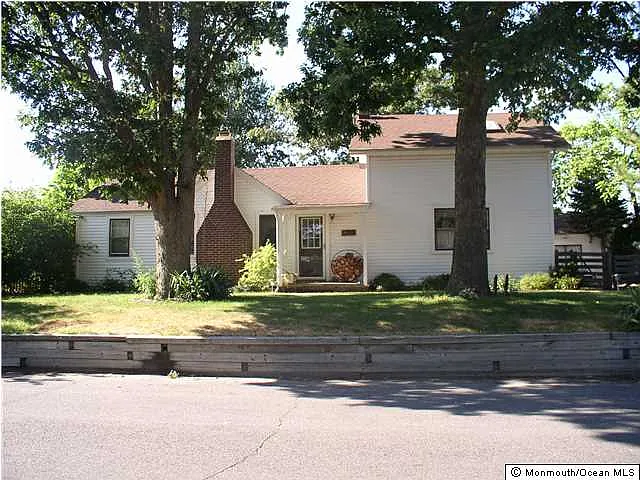 3107 Hiawatha Ave photo 1