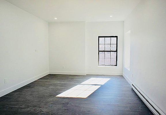 4th image of 2769 3rd Ave #2A