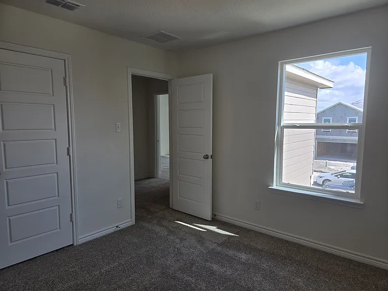 9556 Griffith Run — Photo 17