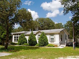 1049 County Road 6711, Natalia, TX 78059
