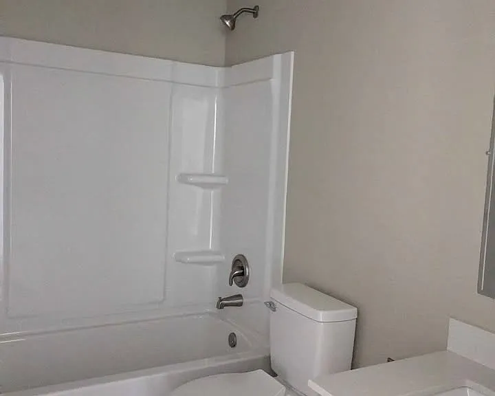 624 Lakeview Dr #C — Photo 11