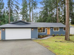 2128 208th St SW, Lynnwood, WA