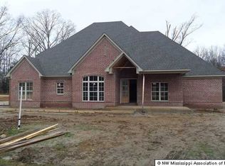 5513 New Pointe Dr, Southaven, MS 38672