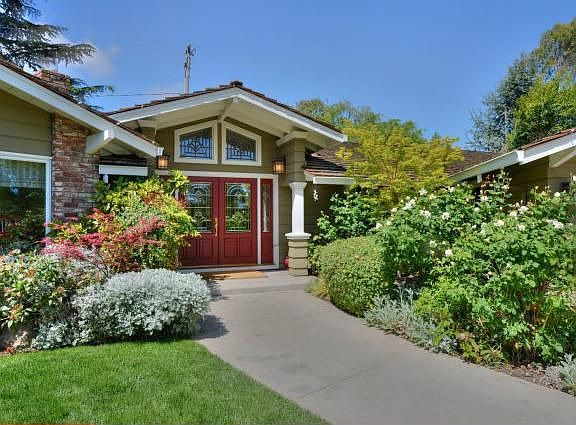 2nd image of 960 Black Mountain Ct