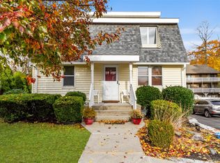 7 Elsa Ave, Pleasantville, NY 10570