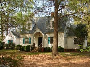 6238 Old 421 Rd, Liberty, NC 27298