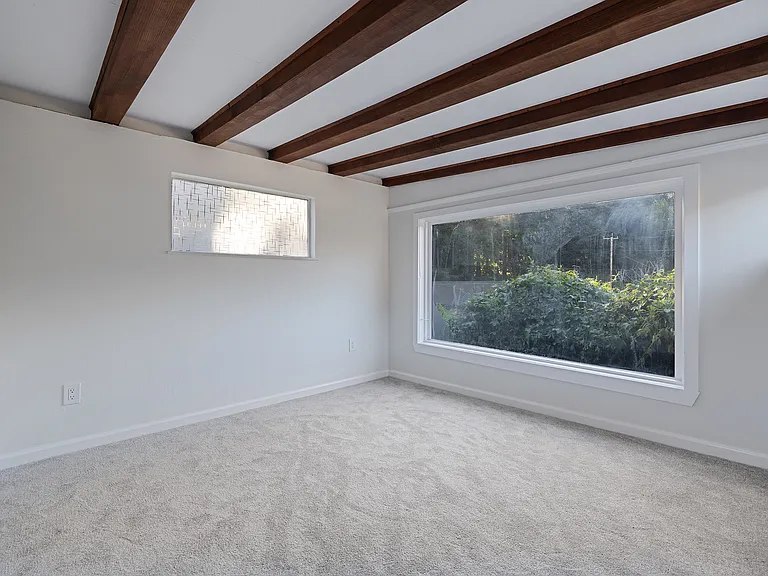 254 Throckmorton Ave #C — Photo 20