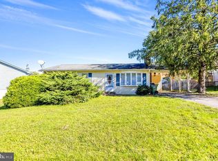 10933 Bridle Path Cir, Waldorf, MD 20601