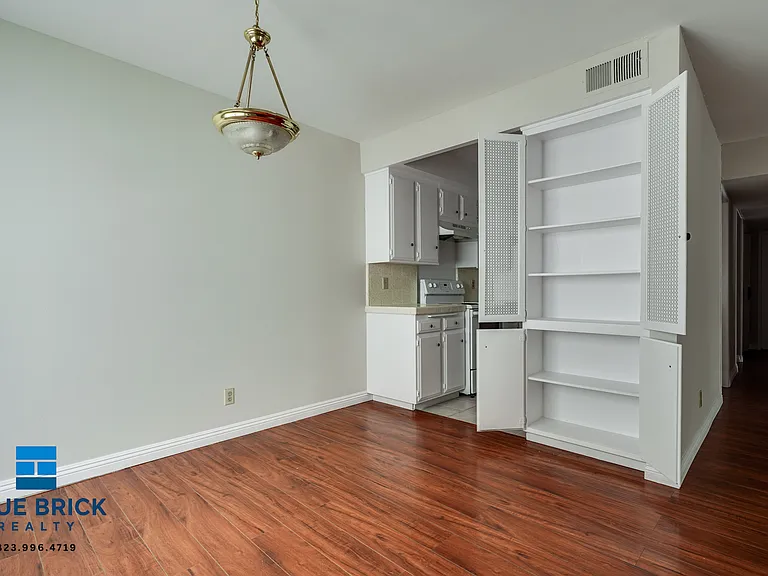 815 S Shenandoah St #301 — Photo 9