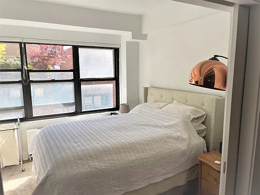 Rented by Douglas Elliman | media 15