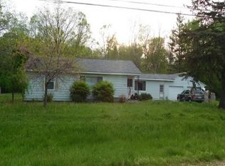 1596 Belmont Dr, Mount Pleasant, MI 48858