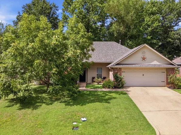 1617 Crockett Dr, Tyler, TX 75701