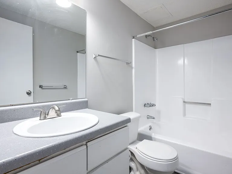 Pelham Place — Photo 15