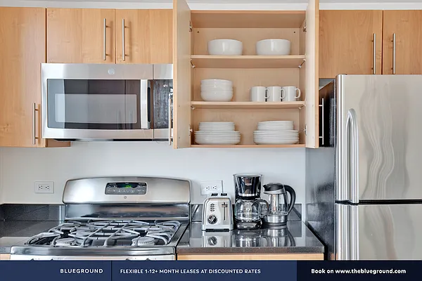 Rented by The Blueground | media 5