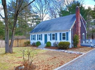 2 Kennedy Ln, Walpole, MA 02081